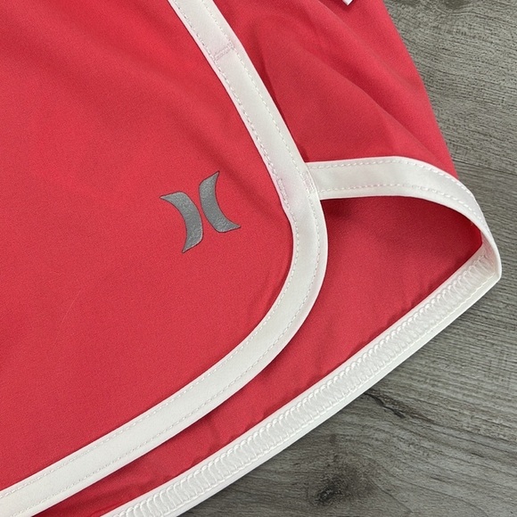 ☀️HURLEY☀️ ZIP POCKET DOLPHIN HEM BOARD SHORT - Picture 8 of 13